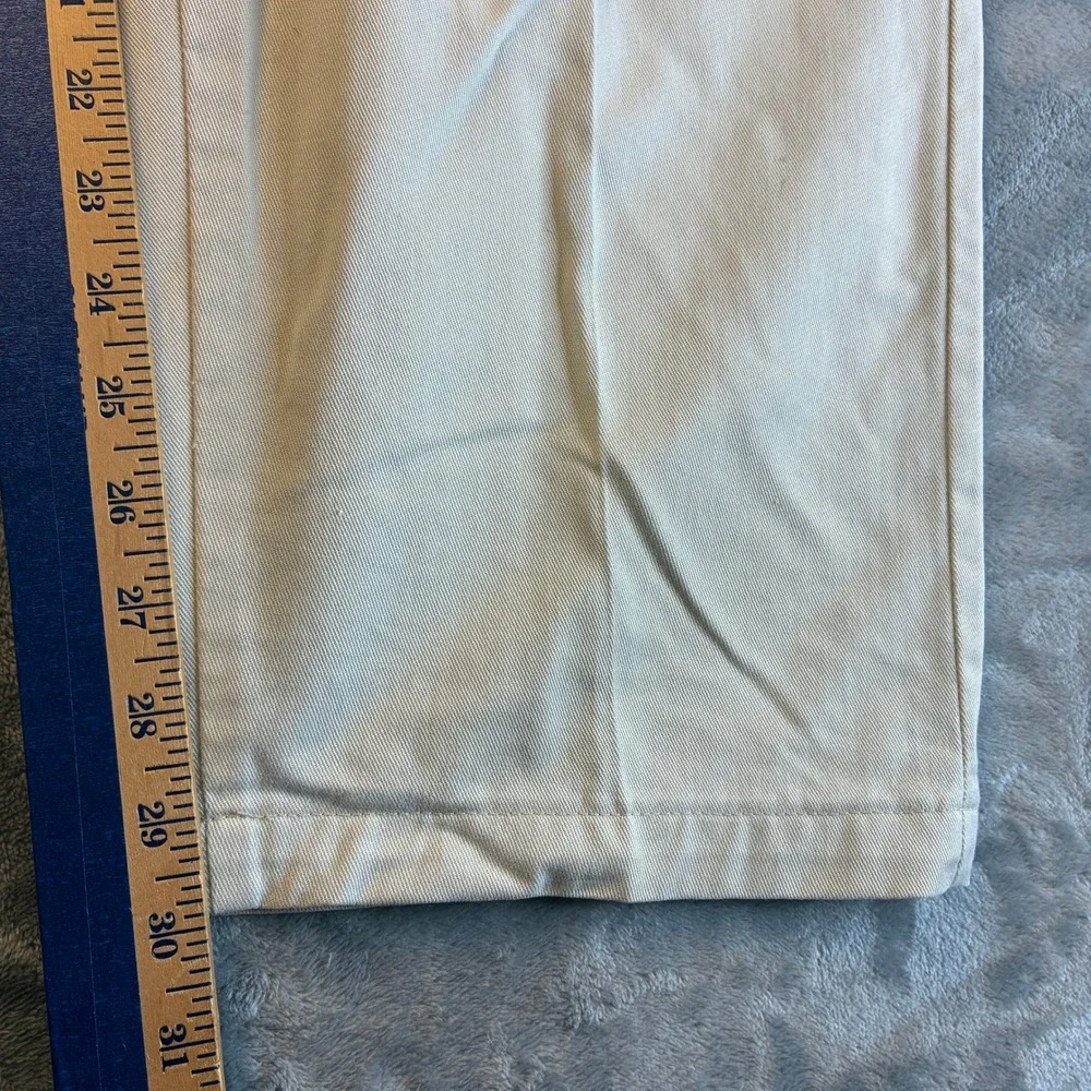 Wrangler Khakis Authentic Mens 33x30 Tan Beige‎ 100% Cotton Straight Leg Pants